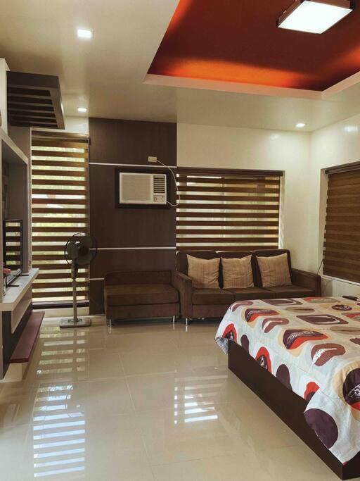 Letto o letti in una camera di Beach getaway Studio Villa in Lobo