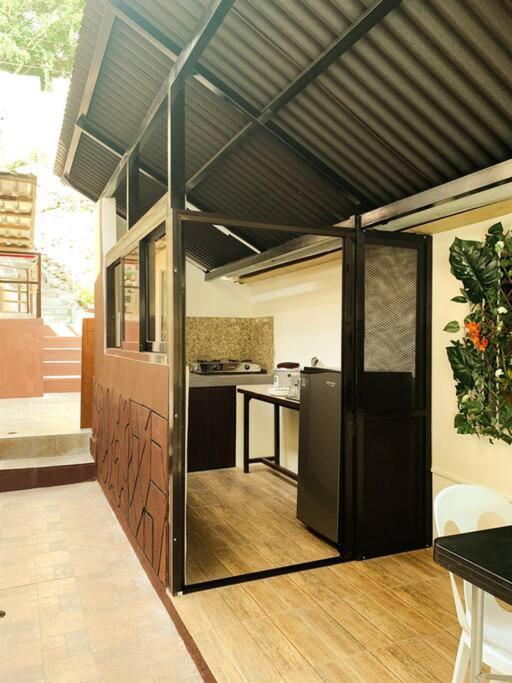 Foto dalla galleria di Beach getaway Studio Villa in Lobo a Lobo