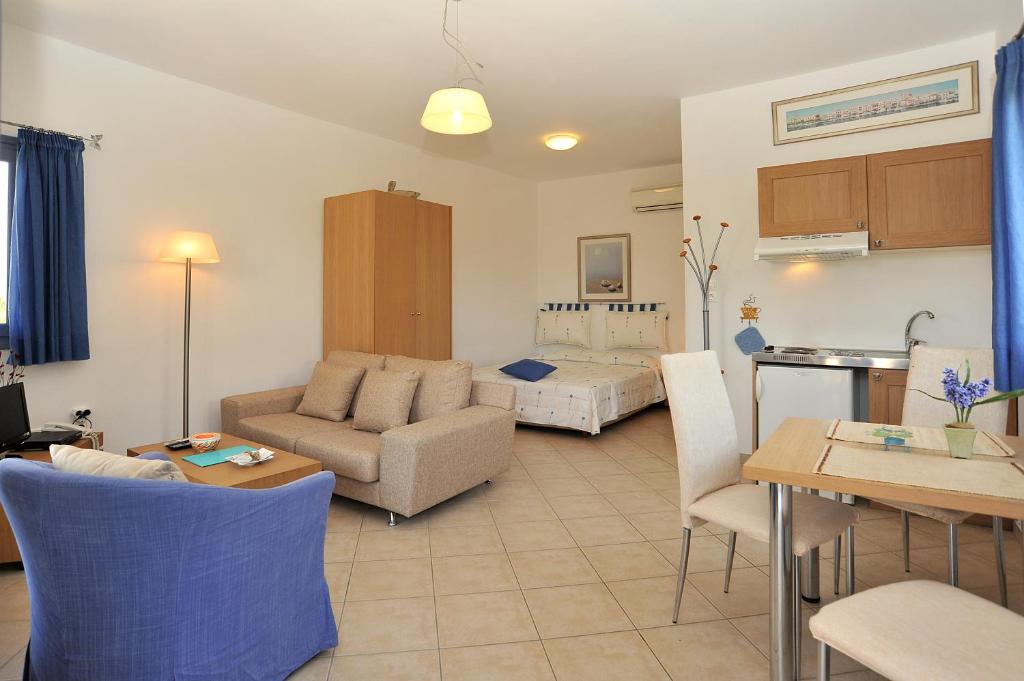 Fistikies Holiday Apartments - 4