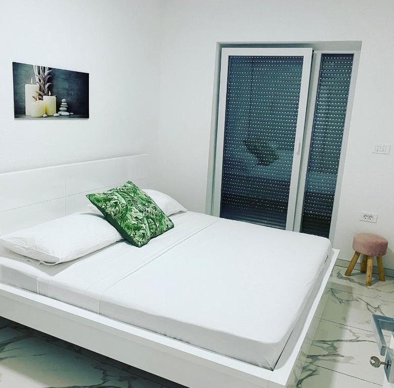 Posteľ alebo postele v izbe v ubytovaní Deluxe Apartment Zadar