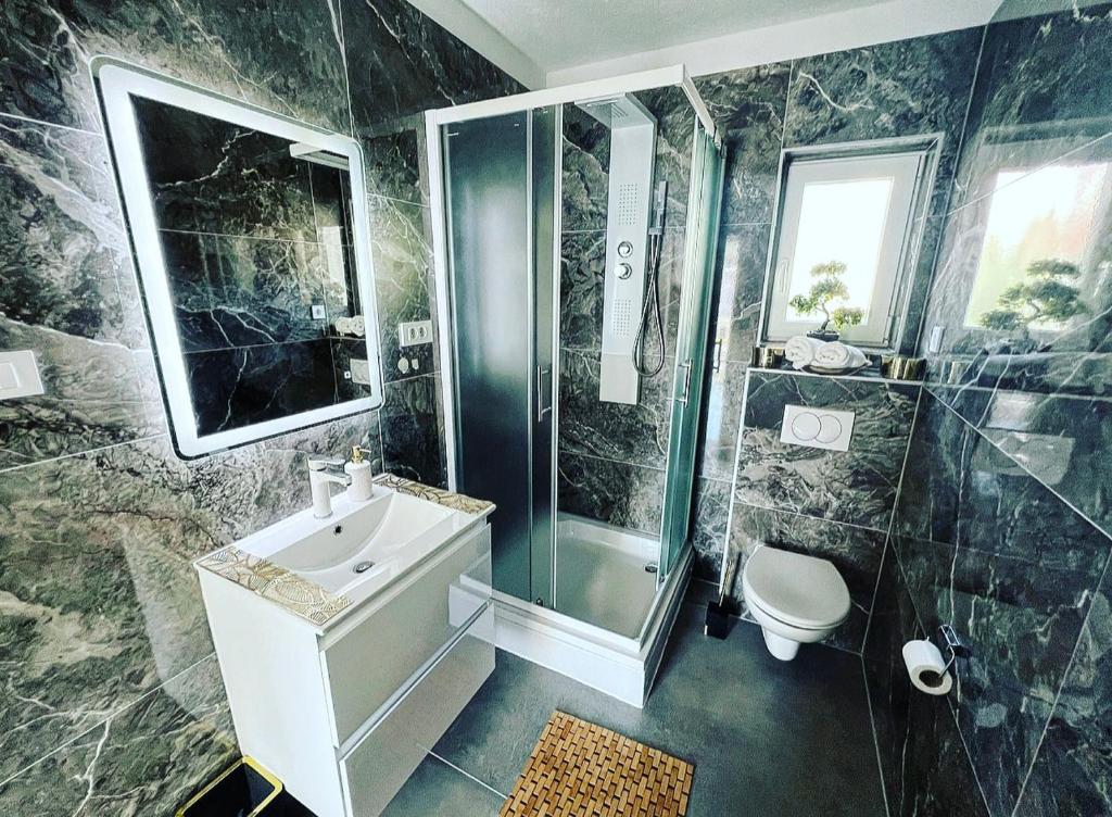 Kúpeľňa v ubytovaní Deluxe Apartment Zadar