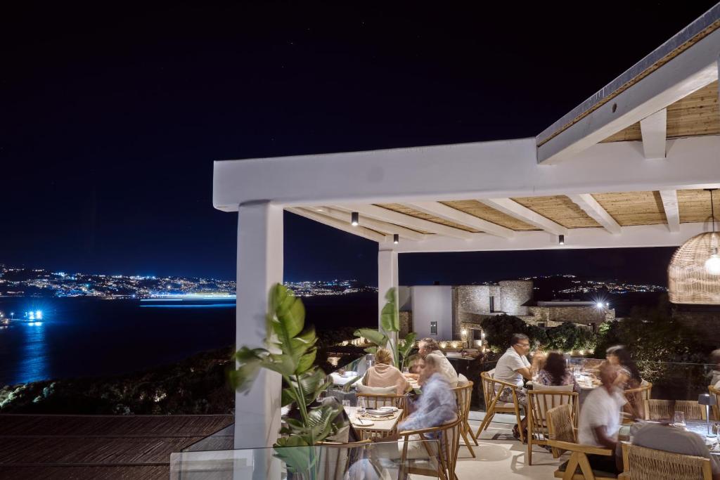 Balkón alebo terasa v ubytovaní Mykonos Princess Hotel