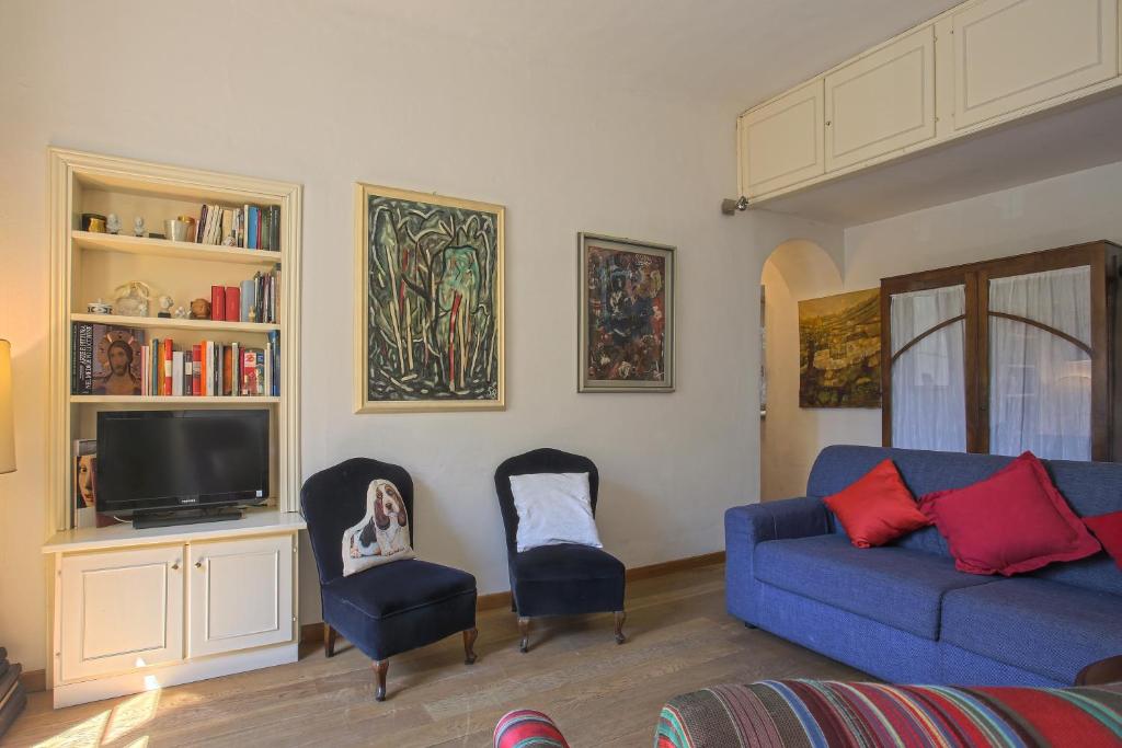 A seating area at La Casa dell'Artista