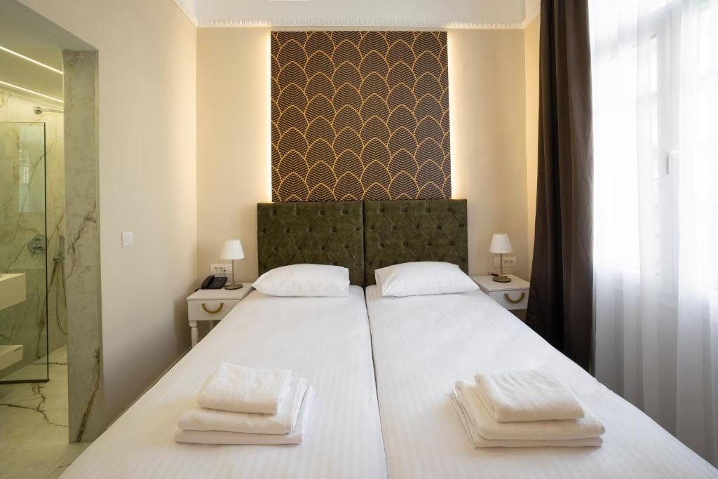 Modern Revival Luxury Hotel - Resim 16