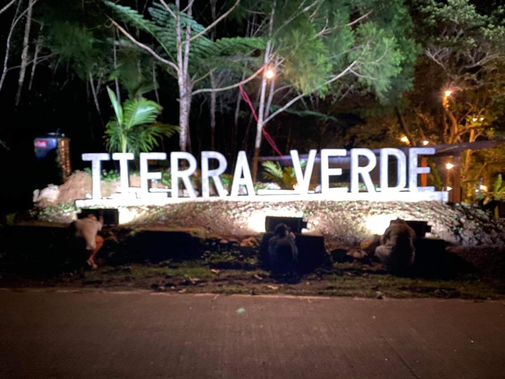 Fotografie z fotogalerie ubytování A-frame Villa at Tierra Verde, “Little Baguio” Real, Quezon v destinaci Quelalag