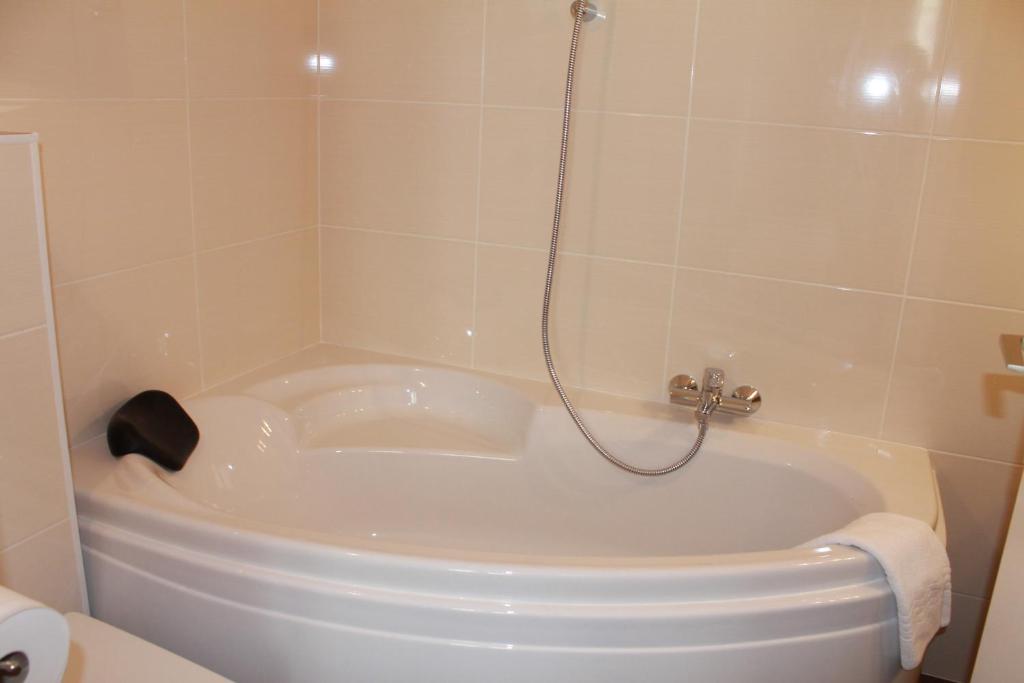 Hôtel Quic en Groigne - 9