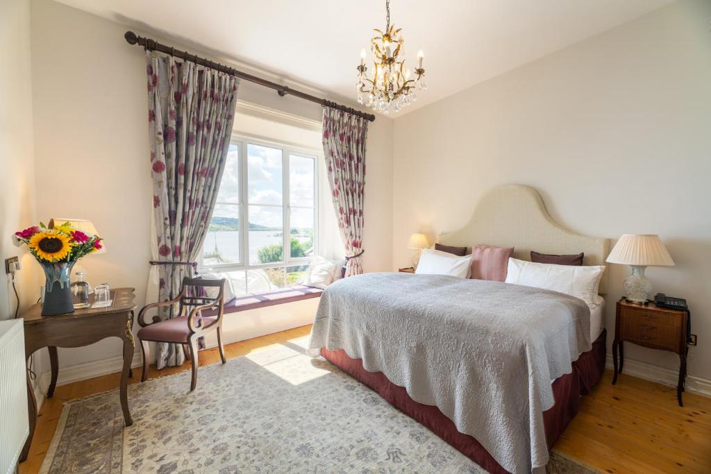 Postel nebo postele na pokoji v ubytování Screebe House