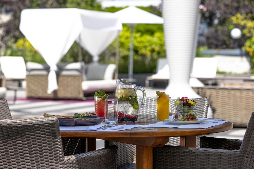 Nápoje v ubytování Victoria Jungfrau Grand Hotel & Spa