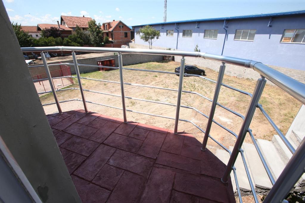 Balkón nebo terasa v ubytování Vurk INN Paracin