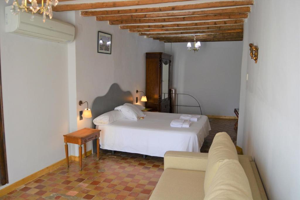 Lo Palauet de la Muralla - Superior Suite