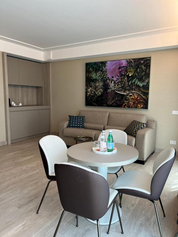 Ceccarini 9 home suite home - Resim 9