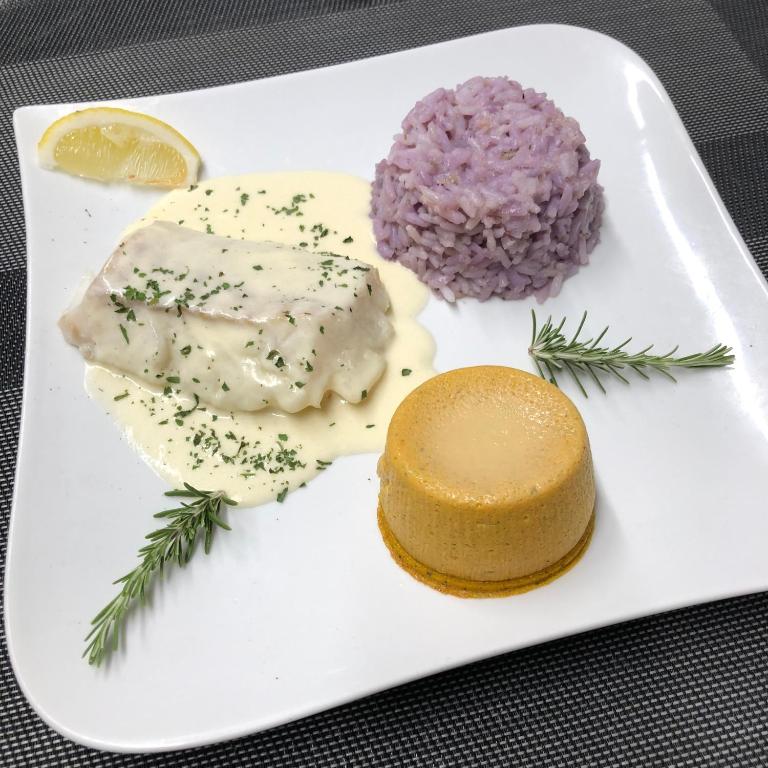 Jídlo v hotelu nebo okolí