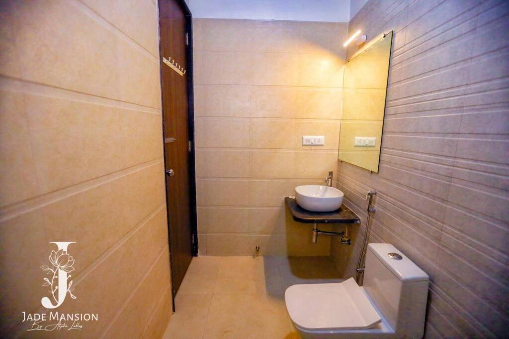 Villa Jade Mansion with Pool & Terrace Luxurious 3BHK, Lonavala