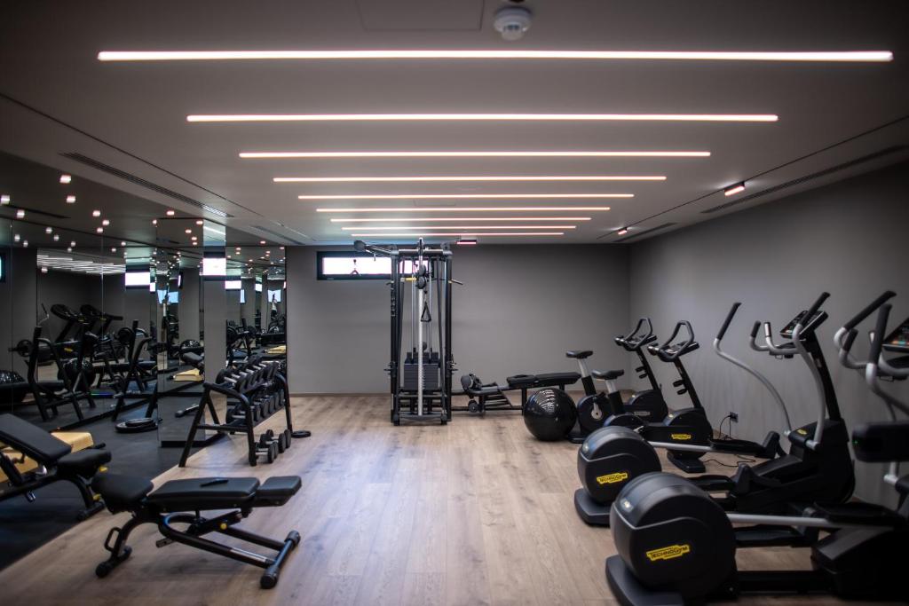 Prado Luxury Hotel - Image 3
