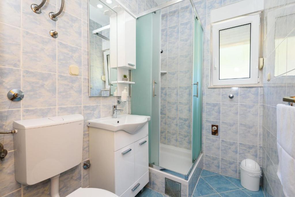 Kúpeľňa v ubytovaní Apartments Bjelis