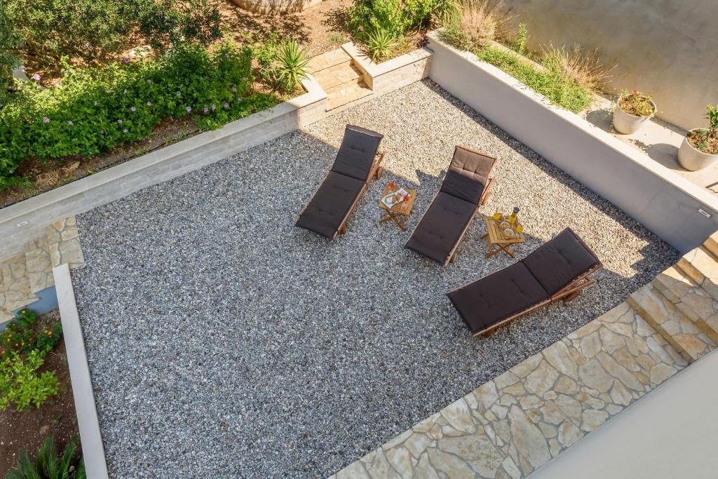 Vonkajšia záhrada v ubytovaní Apartments Bjelis