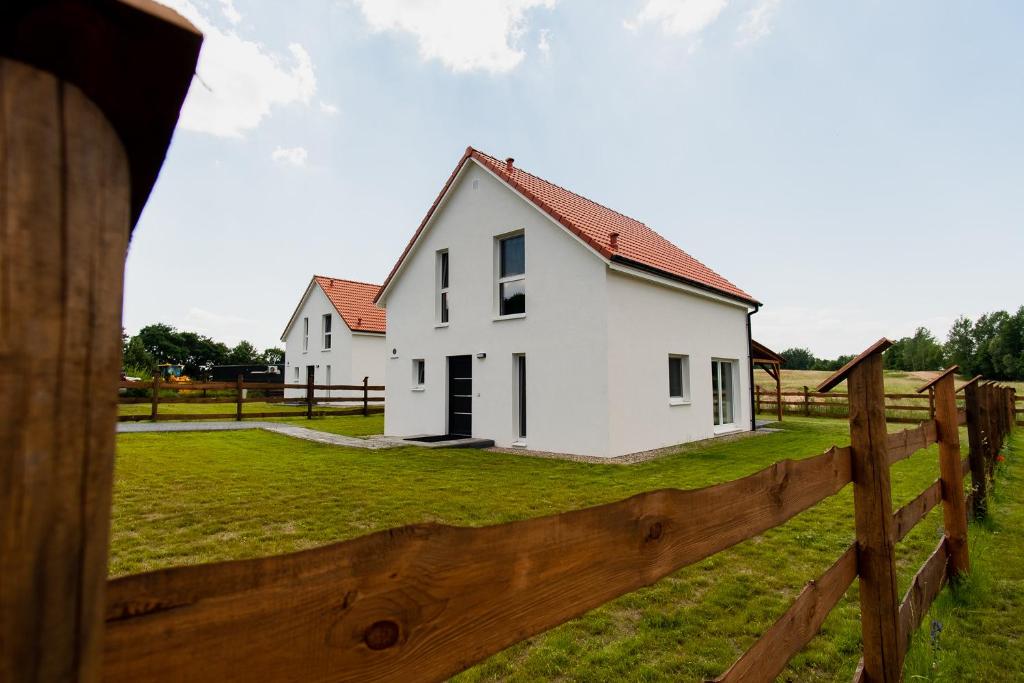 Fotografia z galérie ubytovania Mazury Zakątek Salpia 1 dom apartament 10 osób Family 1 v destinácii Prażmowo