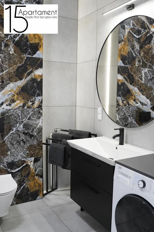 Kúpeľňa v ubytovaní Apartament 15 Double Rest Jastrzębia Góra