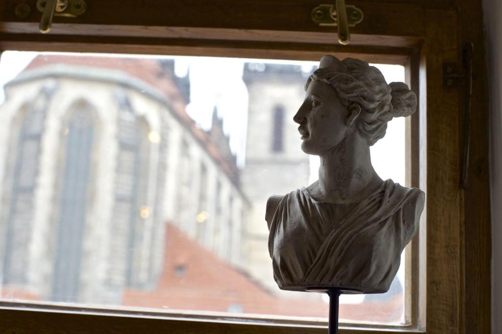 Old Town Boutique Apartments - 16