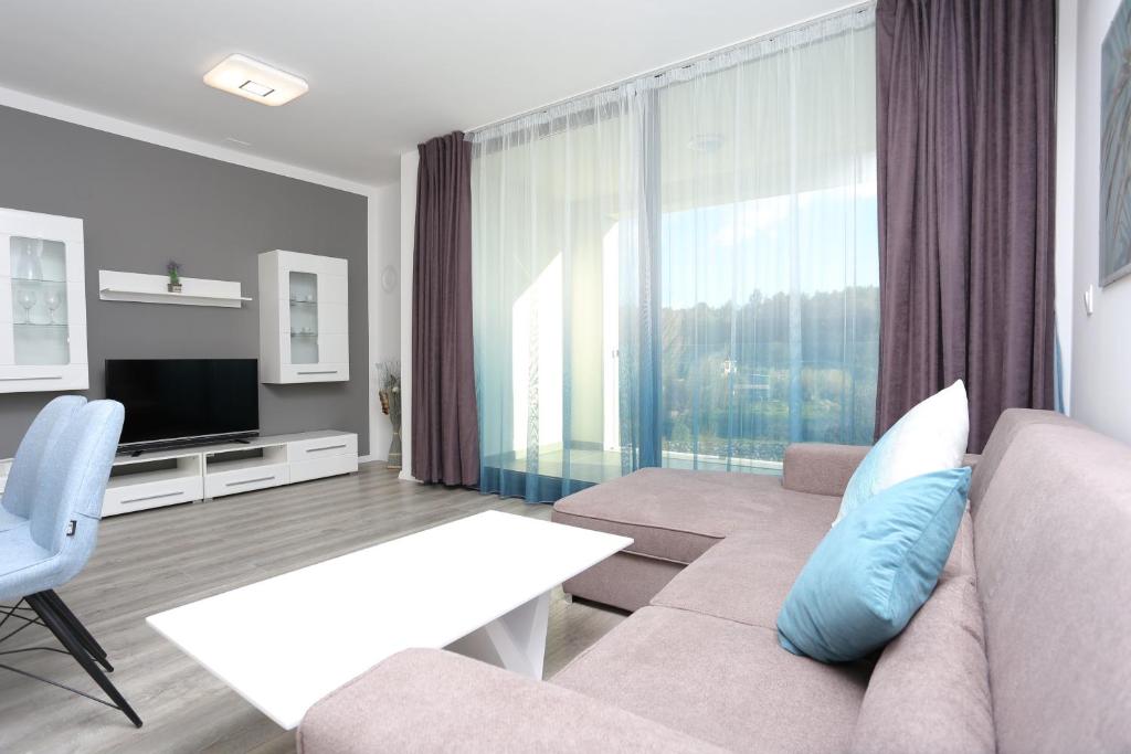 Fotografie z fotogalerie ubytování Apartments with a parking space Solin, Split - 16614 v destinaci Solin