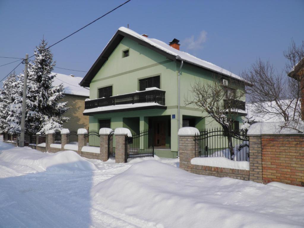 Rooms with a parking space Draz, Baranja - 16701 v zime