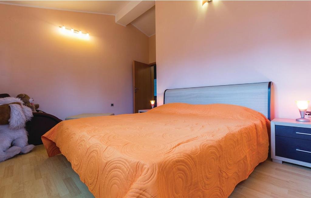 Fotografie z fotogalerie ubytování Family friendly house with a parking space Sisan, Medulin - 16800 v destinaci Pula