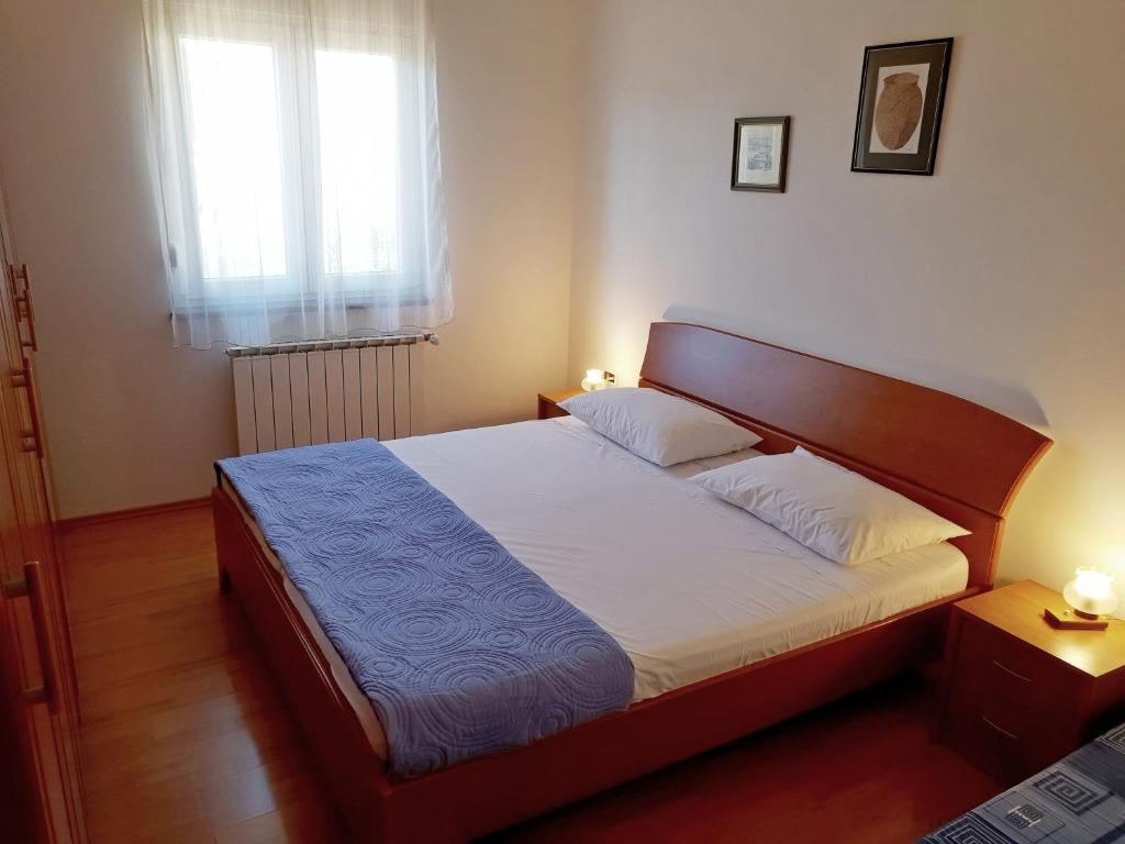 Fotografie z fotogalerie ubytování Family friendly house with a parking space Sisan, Medulin - 16800 v destinaci Pula