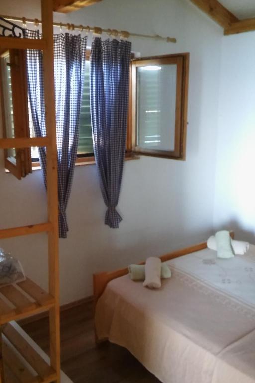 Fotografia z galérie ubytovania Secluded fisherman's cottage Brusnjak, Kornati - 16815 v Murteri