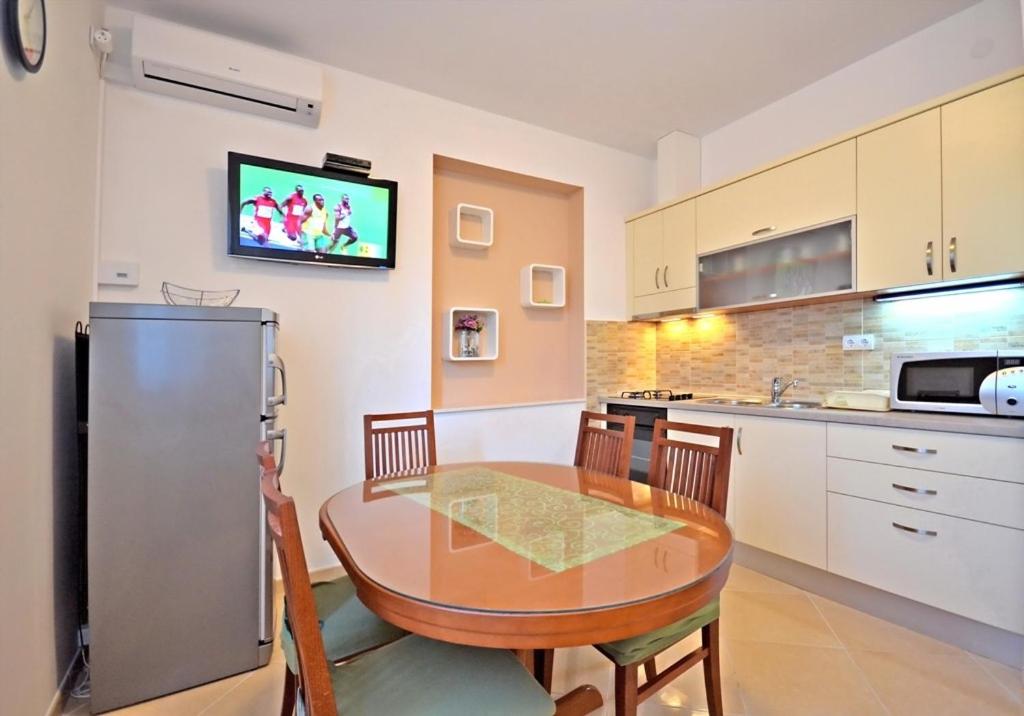 Fotografia z galérie ubytovania Apartments by the sea Podstrana, Split - 16829 v destinácii Podstrana
