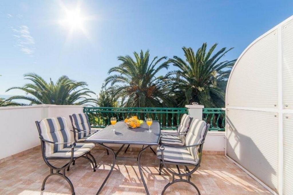 Fotografia z galérie ubytovania Apartments by the sea Podstrana, Split - 16829 v destinácii Podstrana