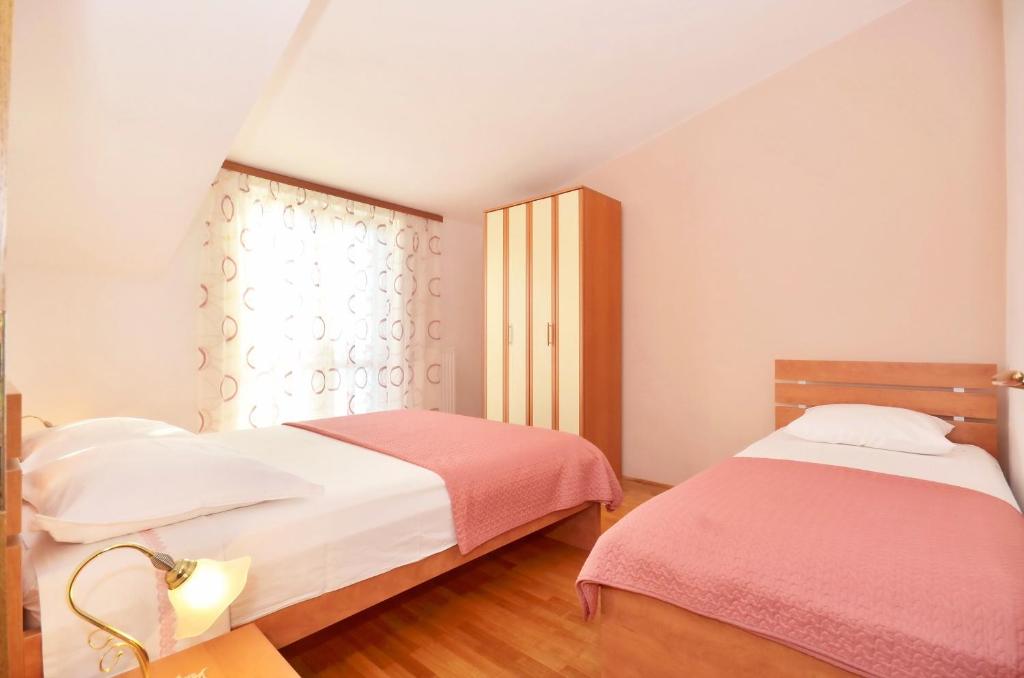 Fotografia z galérie ubytovania Apartments by the sea Podstrana, Split - 16829 v destinácii Podstrana