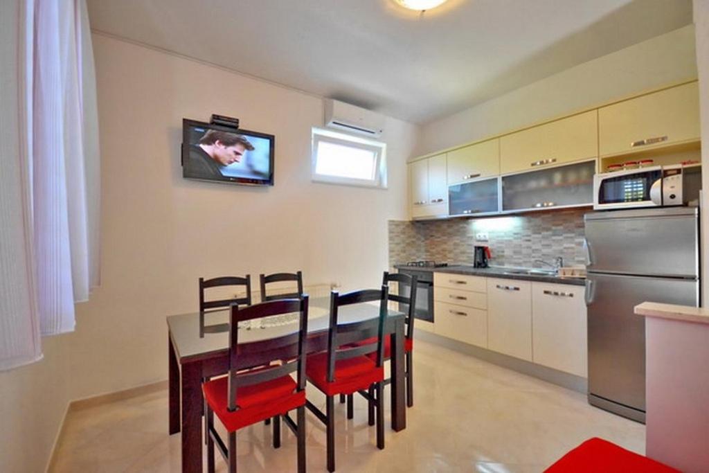 Fotografia z galérie ubytovania Apartments by the sea Podstrana, Split - 16829 v destinácii Podstrana