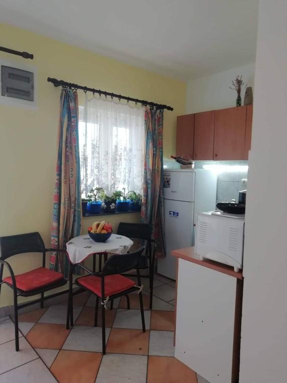 Fotografie z fotogalerie ubytování Apartments by the sea Gornji Karin, Novigrad - 16716 v destinaci Gornji Karin