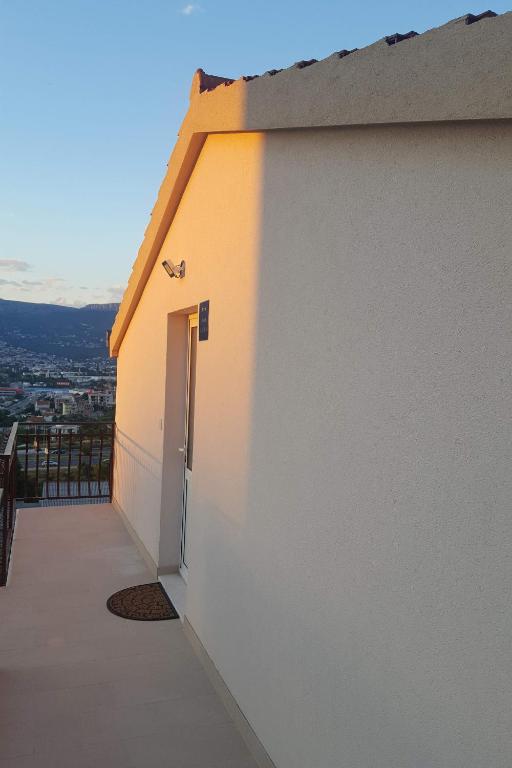 Fotografia z galérie ubytovania Apartments with a parking space Split - 16945 v Splite