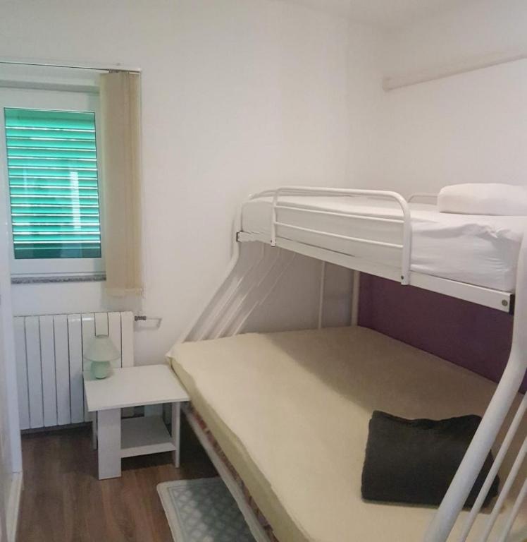 Krevet ili kreveti u jedinici u objektu Apartments with a parking space Sveti Filip i Jakov, Biograd - 16759