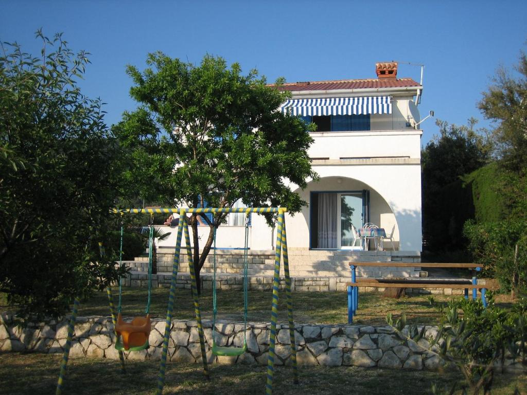 Κήπος έξω από το Apartment Barbat 16992b