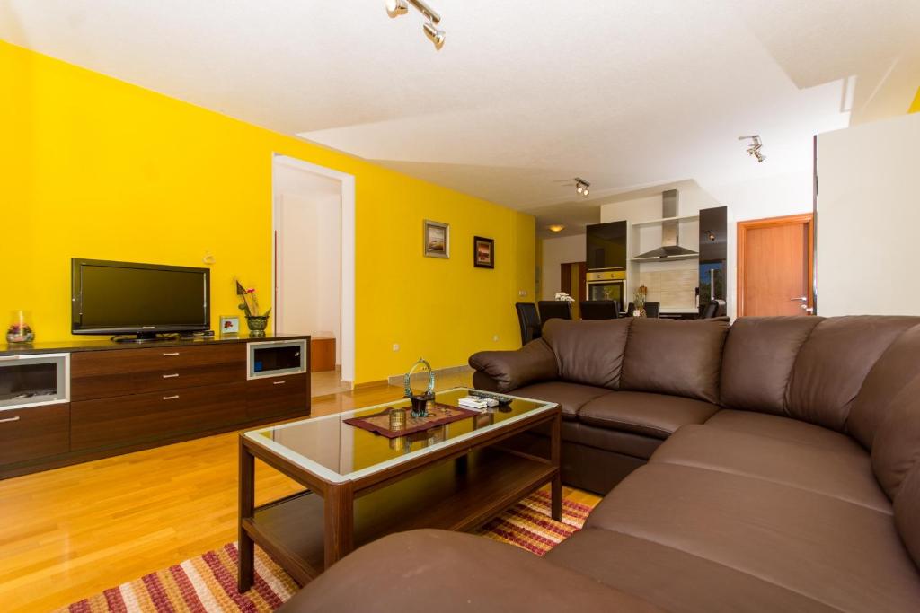 Fotografia z galérie ubytovania Apartment Okrug Gornji 16901a v Trogiri