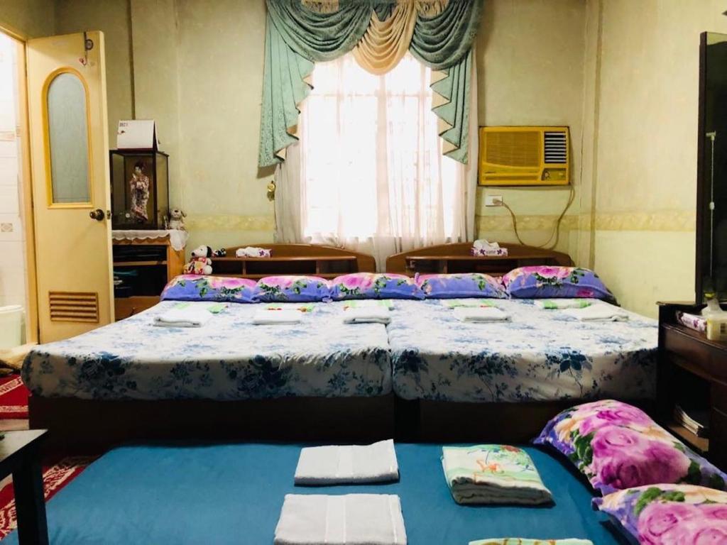 THE MANSION - 20 PAX LUXURY Near AIRPORT in PASAY