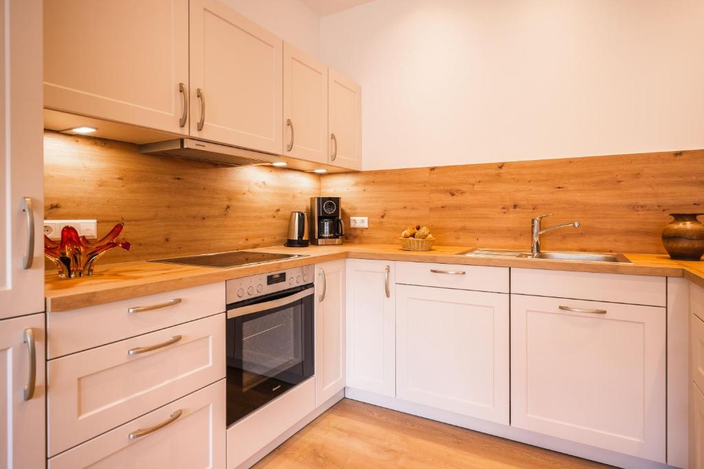 Kuchyň nebo kuchyňský kout v ubytování Hotel Großbach