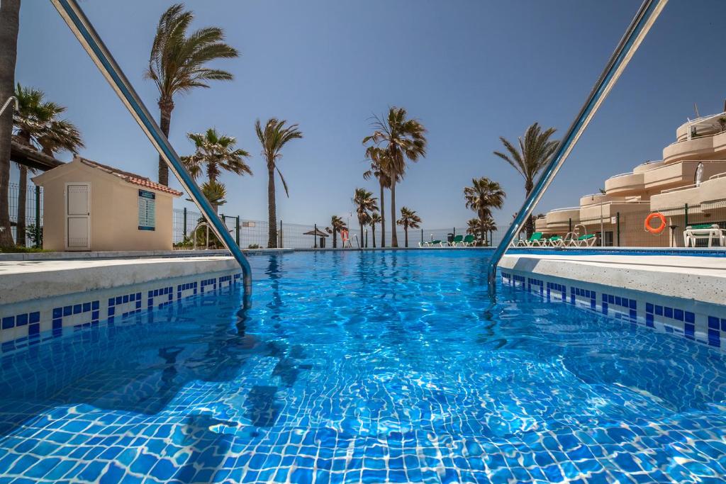 Basen w obiekcie El Mirador de Estepona lub w pobliżu
