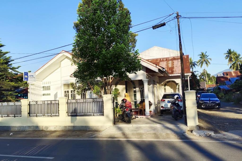 Alfya Homestay di Pusat Kota Payakumbuh Full House - Housity