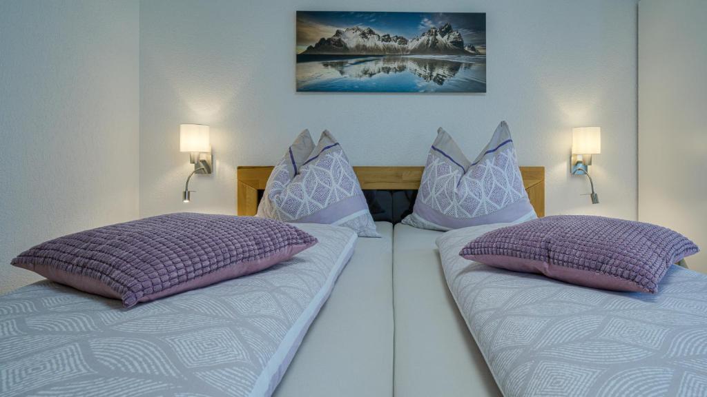 Postel nebo postele na pokoji v ubytování Haus Egger
