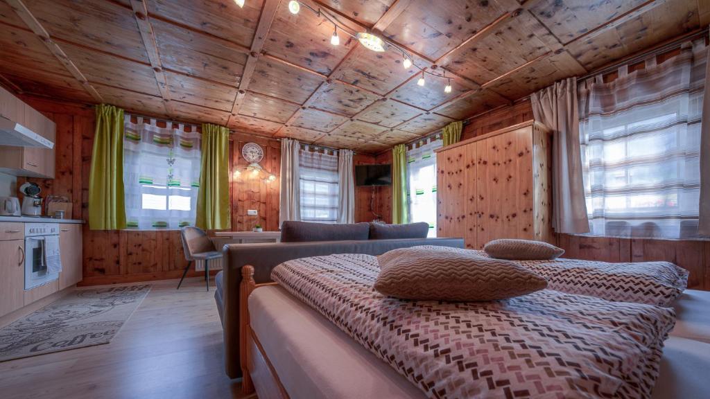 Postel nebo postele na pokoji v ubytování Haus Egger