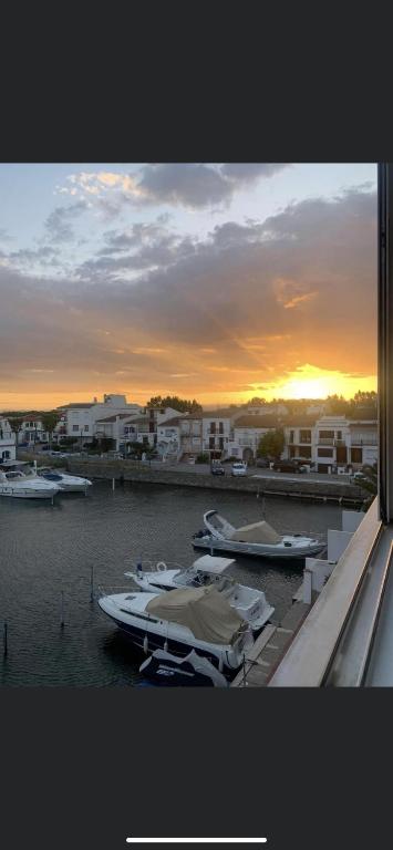 Fotografie z fotogalerie ubytování Appartement Port Alegre Empuriabrava v destinaci Empuriabrava