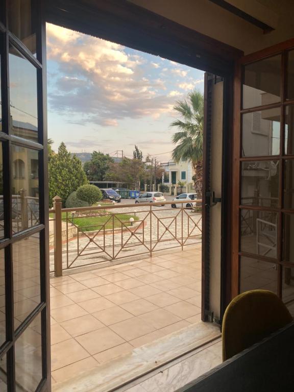 Balkón alebo terasa v ubytovaní Kalloni Luxury Apartment