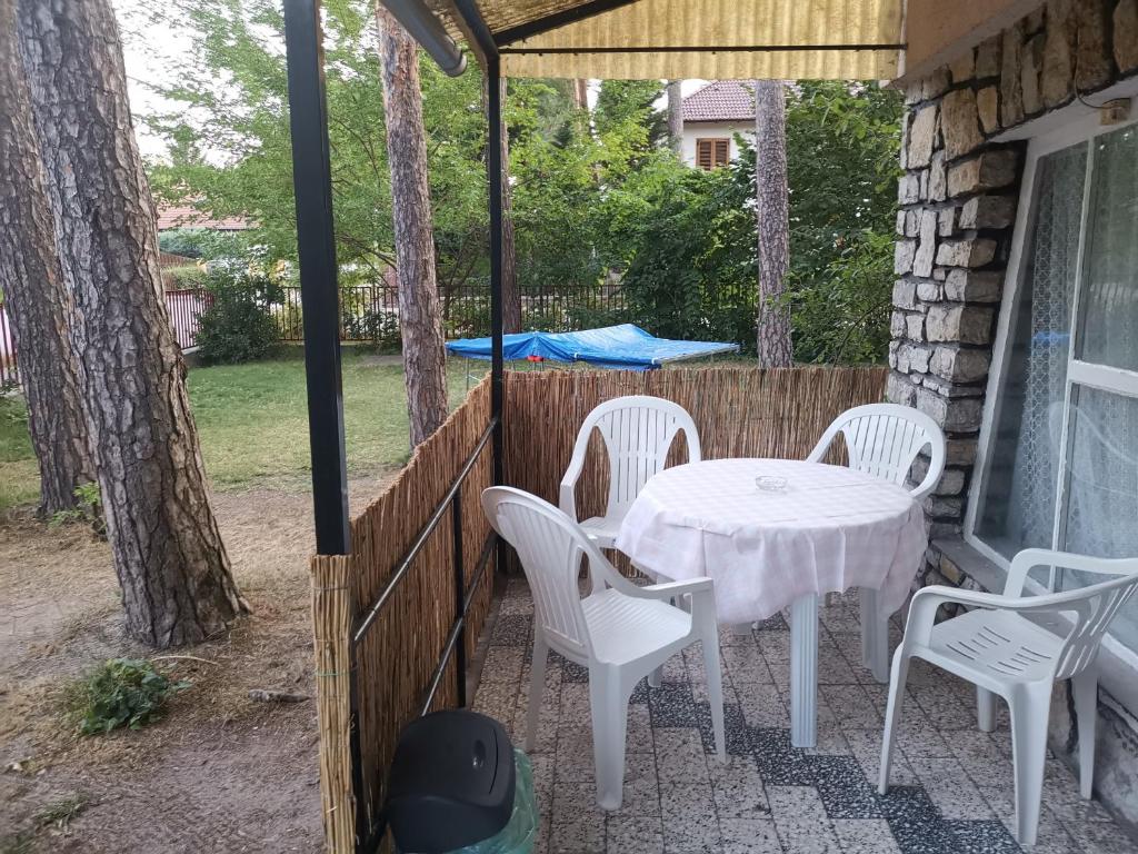 Zahrada ubytování ZakKant-Lak