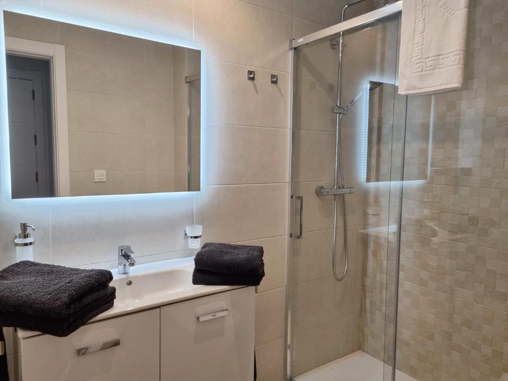 Kúpeľňa v ubytovaní TOPLAGE Marbella Neubau Luxus-Apartment, Strand und Altstadt in Minuten zu Fuss