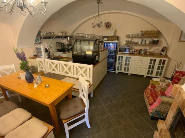 Kuchyň nebo kuchyňský kout v ubytování HAMR Apartmány