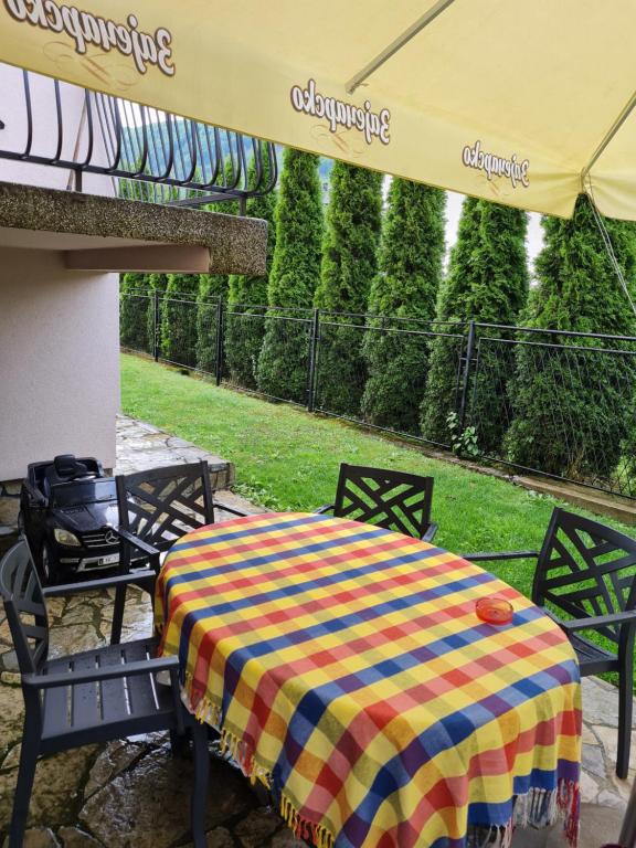 Zahrada ubytování Apartmani Minjević