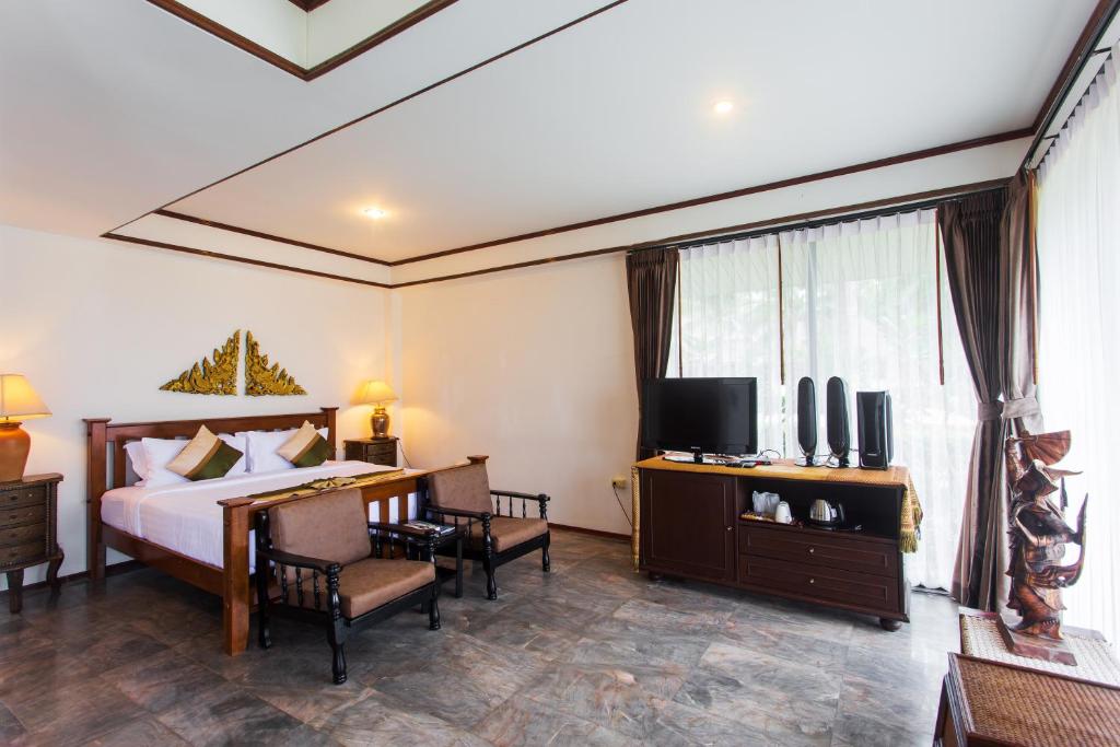 TV a/nebo společenská místnost v ubytování Rajapruek Samui Resort - SHA Plus